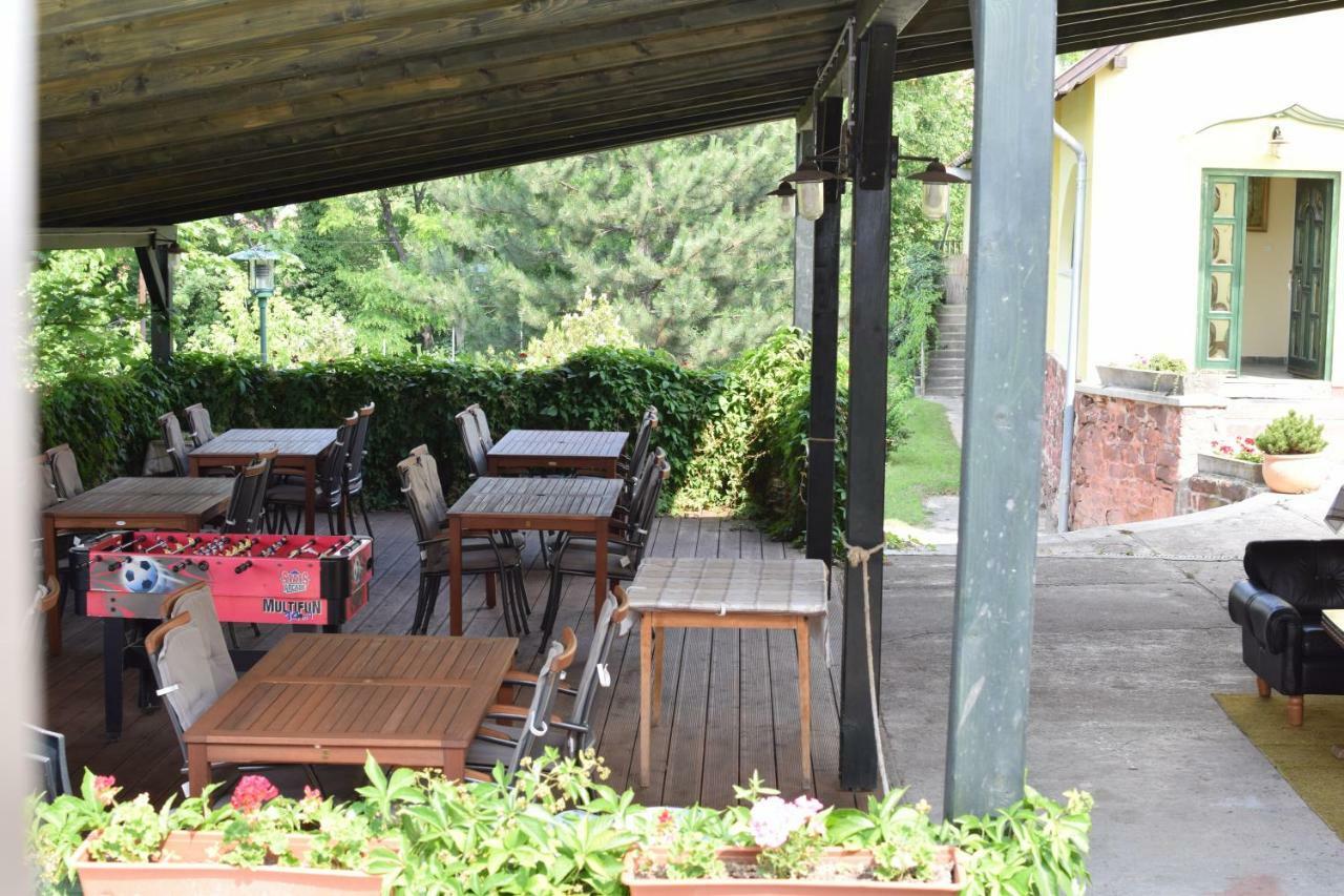 Bed and Breakfast Arnyas Park Apartmanhaz Balatonalmádi Zewnętrze zdjęcie